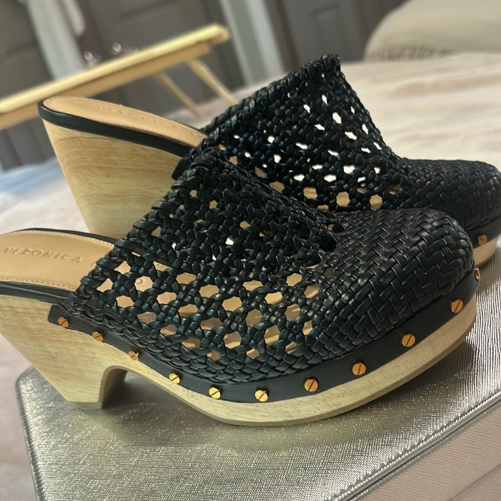 Clog wedges with black woven/mesh upper. Size 6
